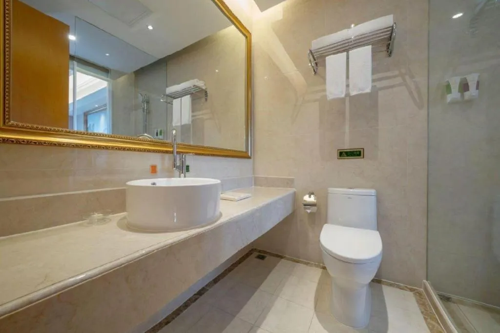 Vienna International Hotel Shanghai Dishui Lake Lingang Wanda