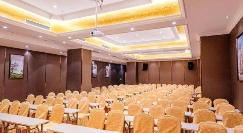 Vienna International Hotel Shanghai Dishui Lake Lingang Wanda