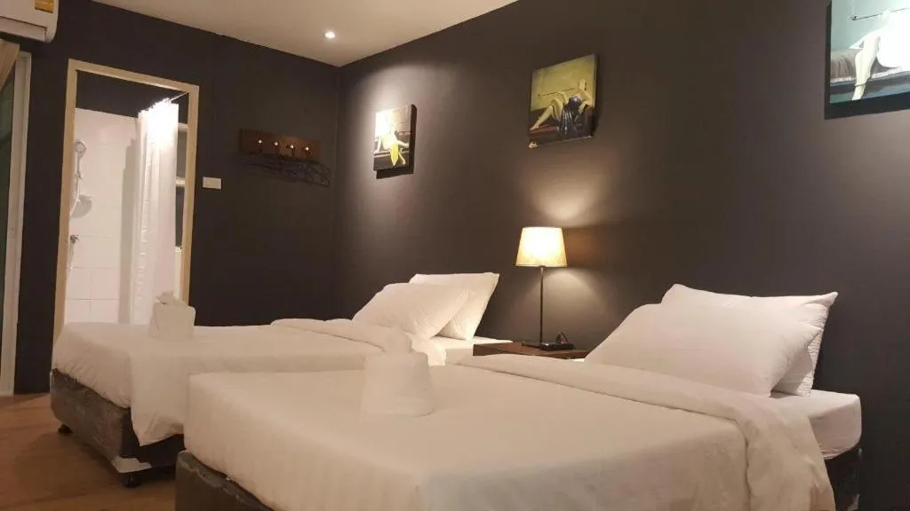 Bed in BR Hotel & Residence (Parking is available 250 meters away from the property)