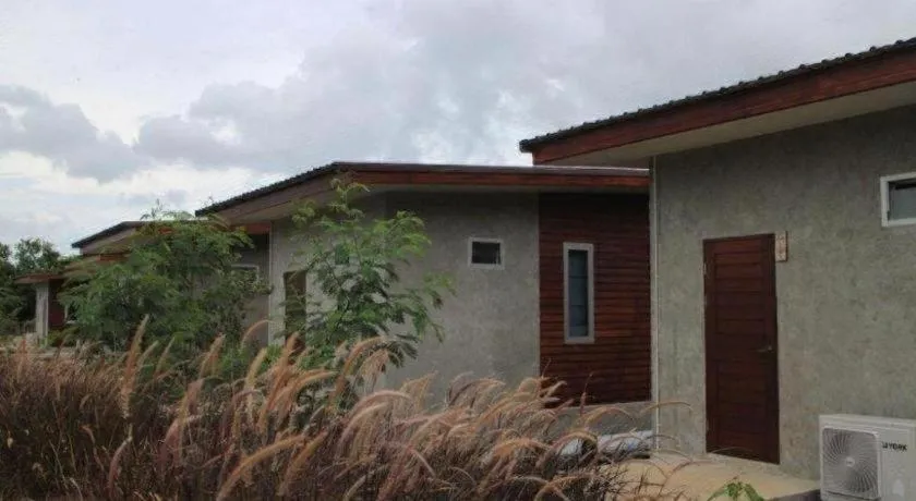 Capital O 729 Amantra Lake View Resort