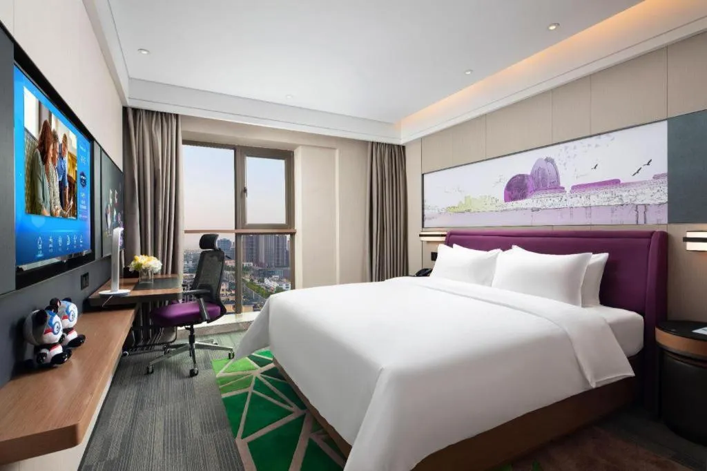 Bed in Hampton by Hilton Zhuhai Doumen