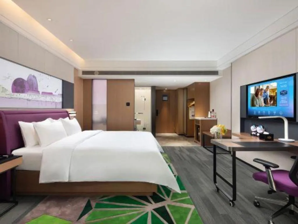 Bed in Hampton by Hilton Zhuhai Doumen