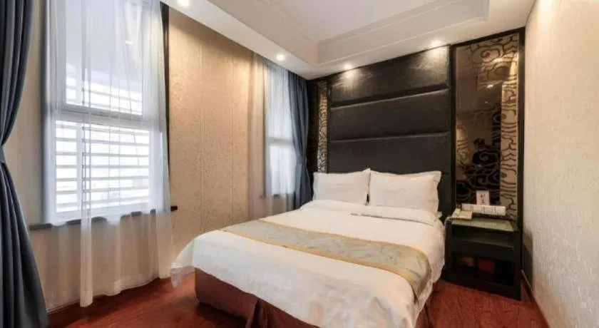 Bed in Yitel Collection Beijing Capital Airport New International Exhibition