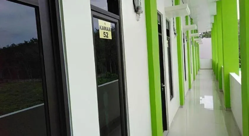 OYO 90930 Wisma Hana Hani