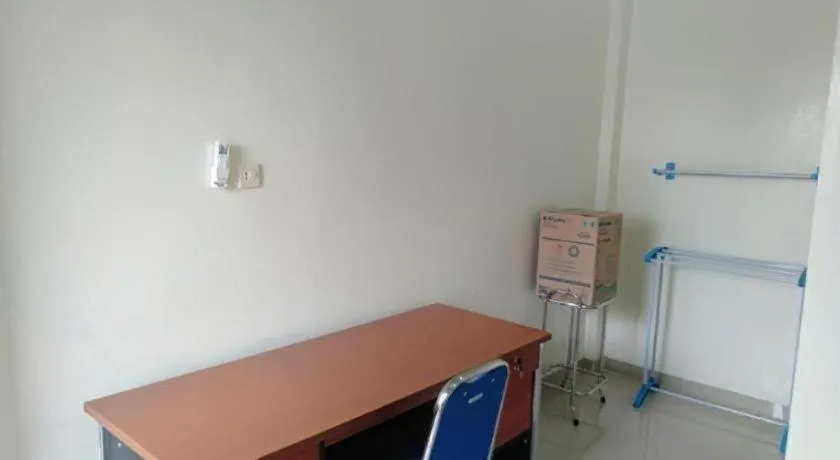 OYO 90930 Wisma Hana Hani