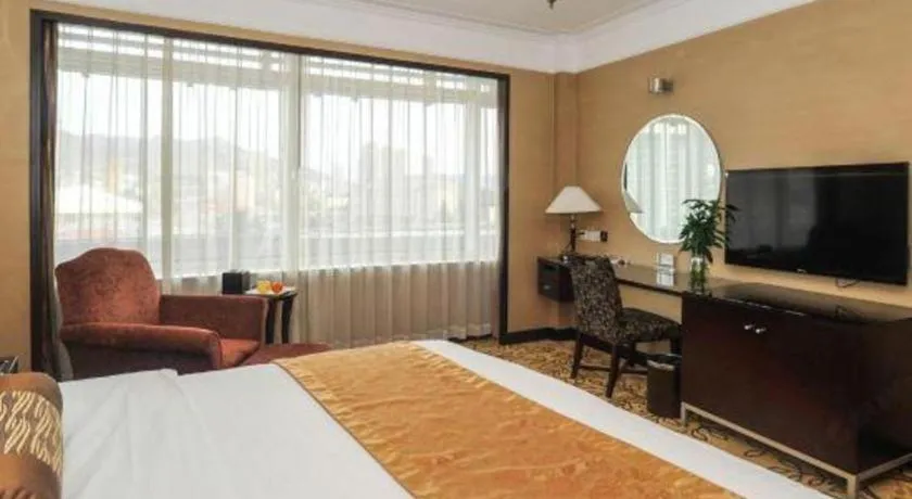 Bed in Qingdao Blue Horizon Hotel Laoshan