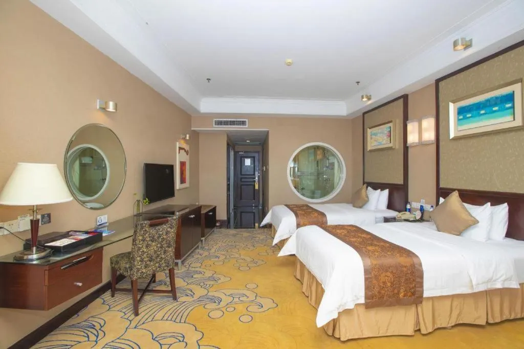 Bed in Qingdao Blue Horizon Hotel Laoshan