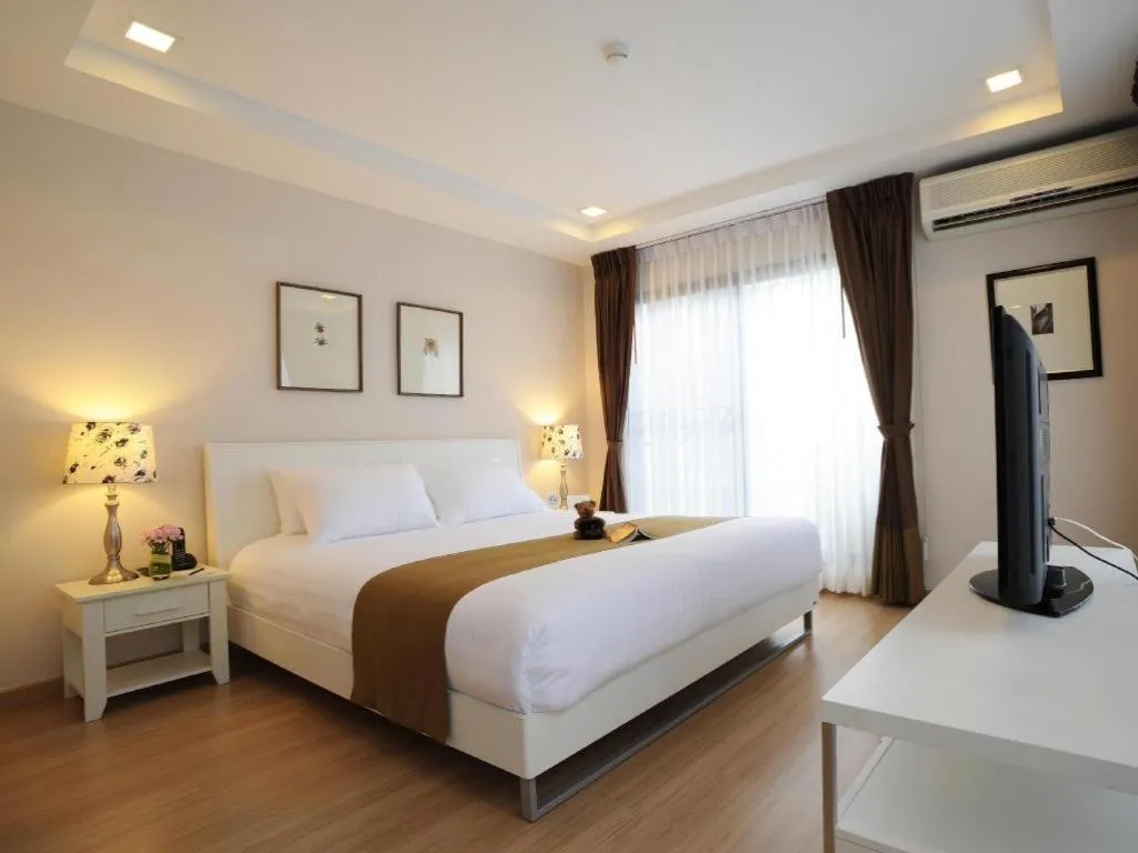 Bed in Baan K Residence