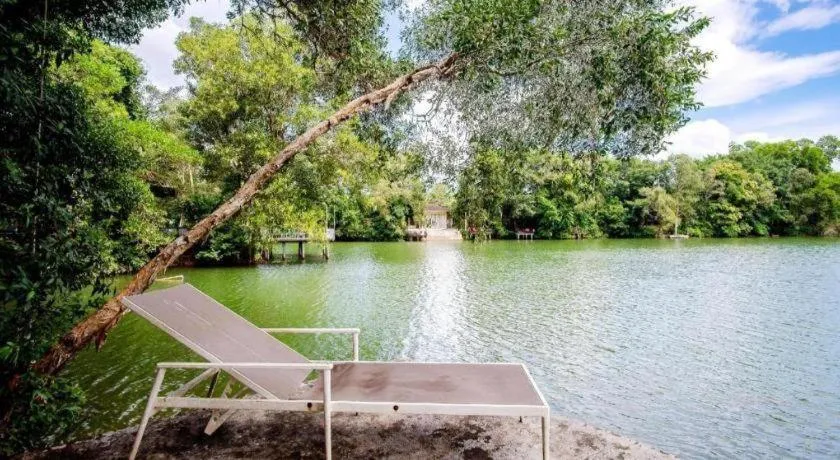 Water Jade Natural Resort