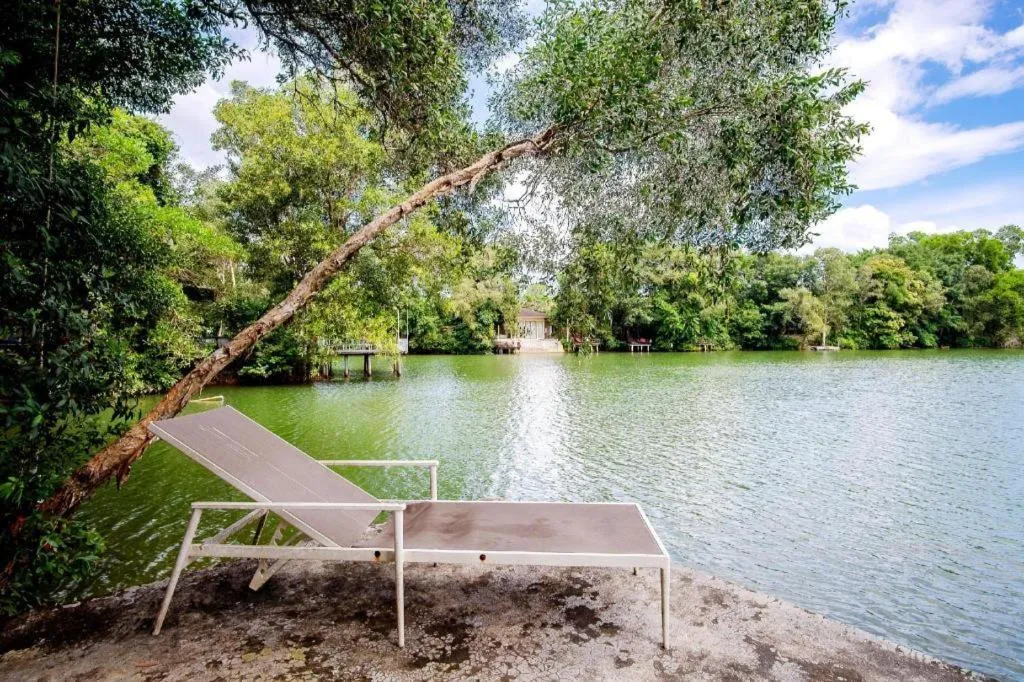 Water Jade Natural Resort