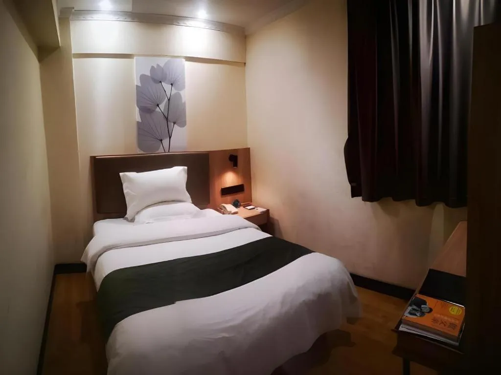 Bed in GreenTree Inn Xuzhou South Minzhu Road