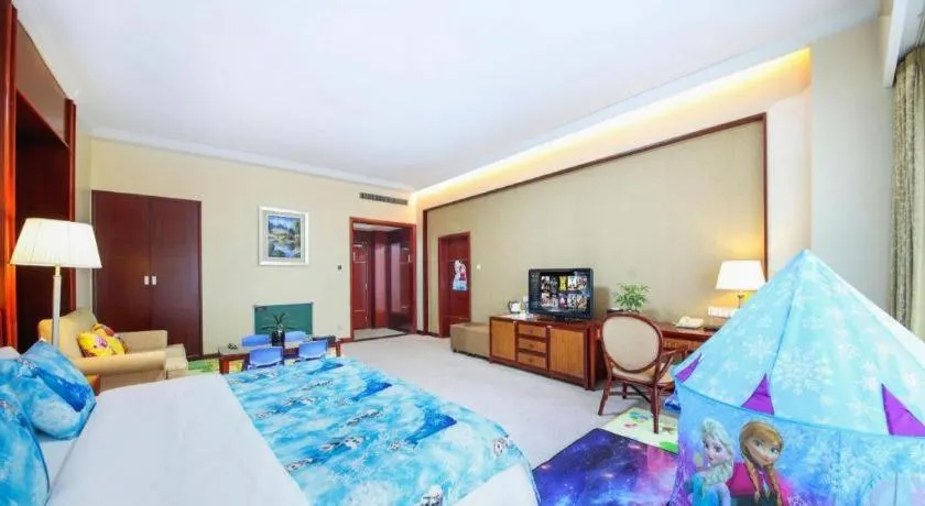 Bed in Dolton Changsha Spa Hotel