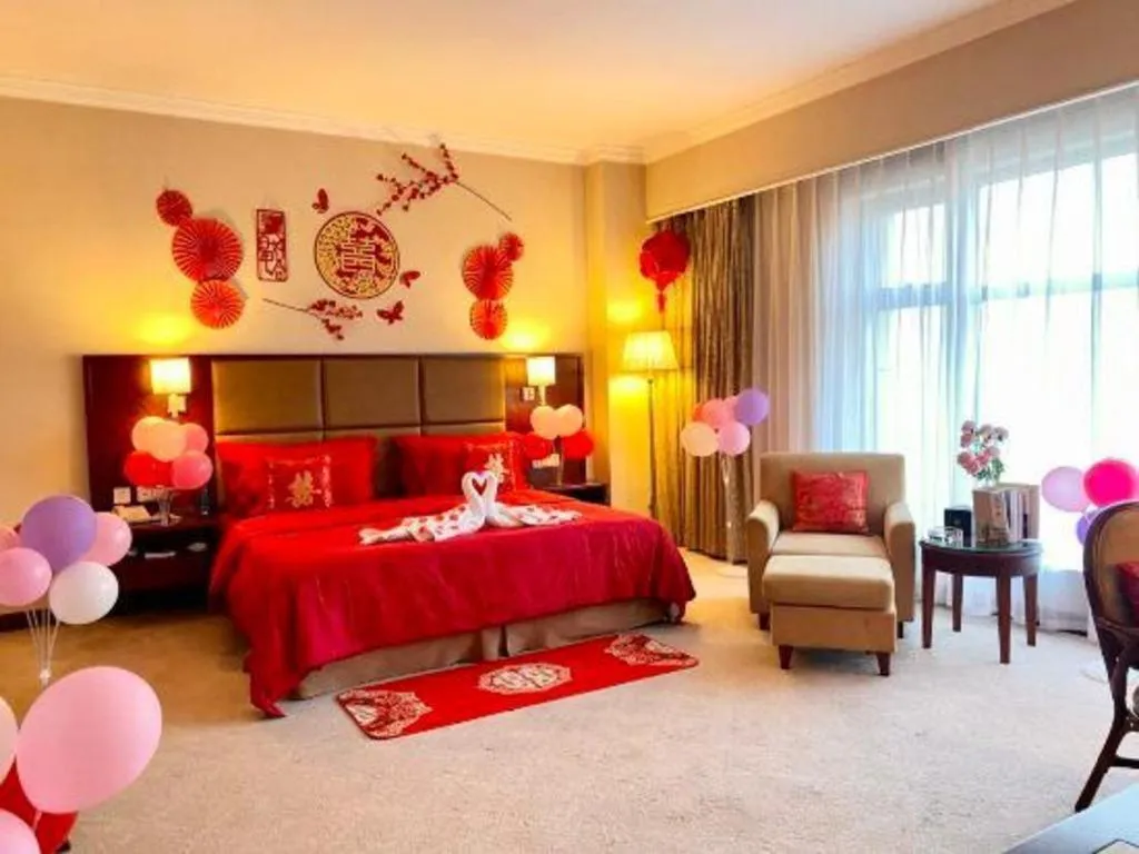 Bed in Dolton Changsha Spa Hotel