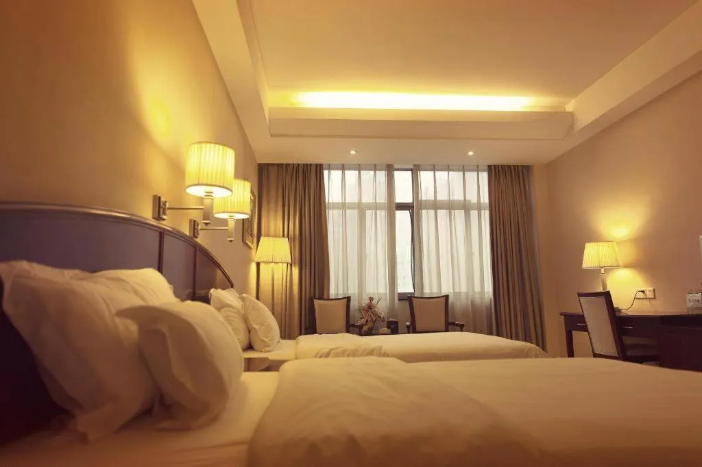 Bed in Dolton Changsha Spa Hotel