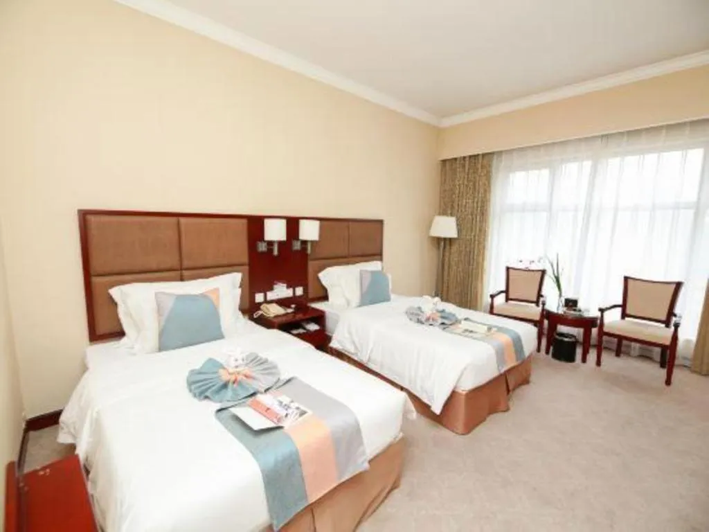 Bed in Dolton Changsha Spa Hotel