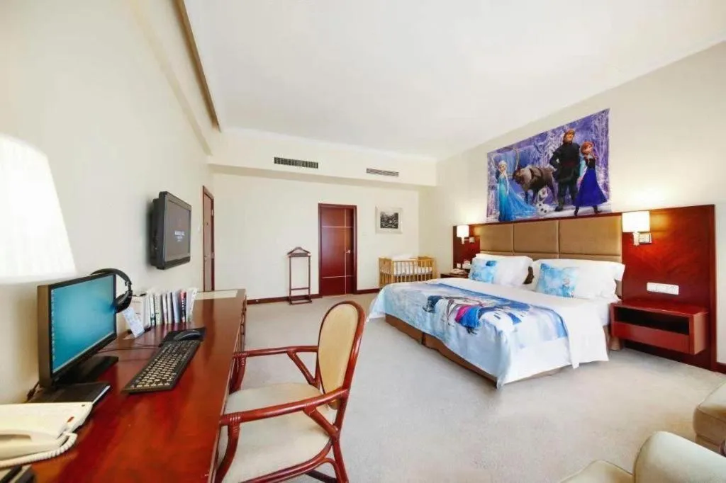 Bed in Dolton Changsha Spa Hotel