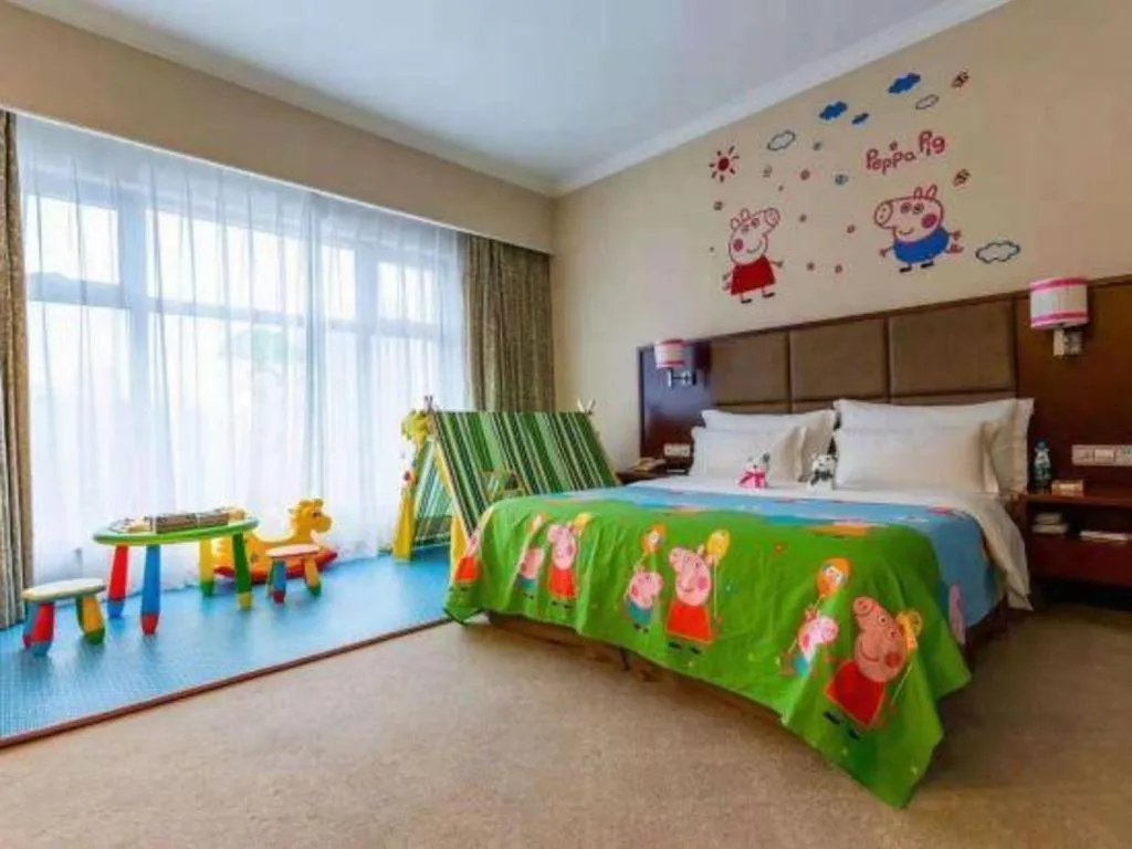 Bed in Dolton Changsha Spa Hotel