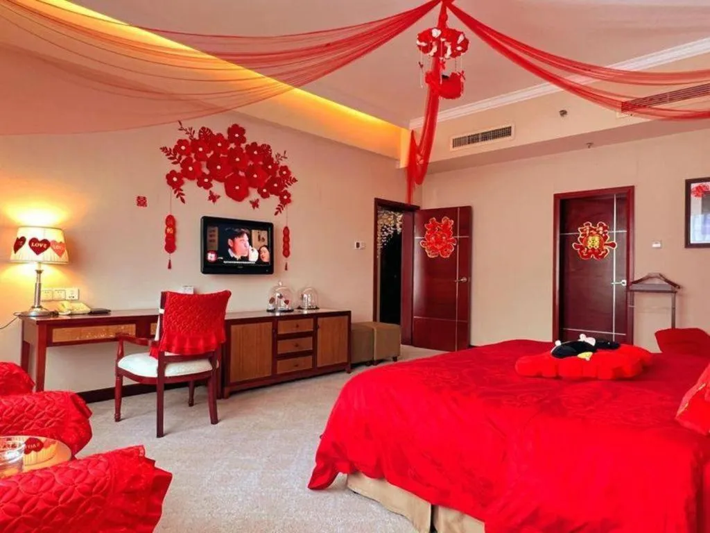 Bed in Dolton Changsha Spa Hotel