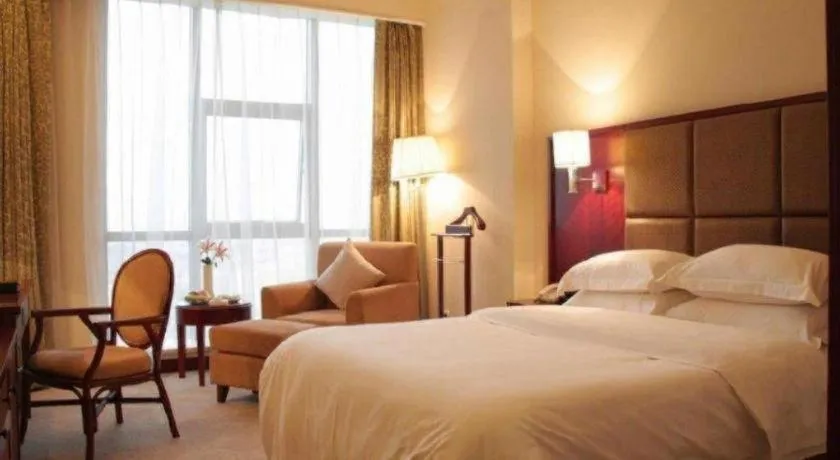 Bed in Dolton Changsha Spa Hotel