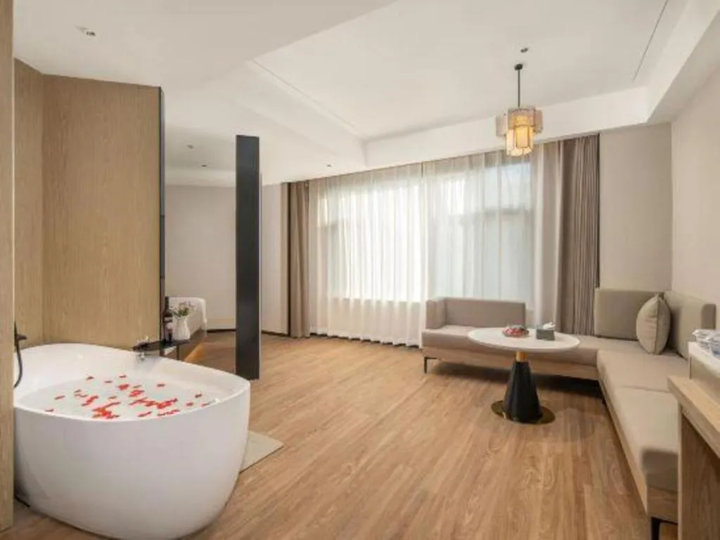 Bed in Tianrun International Hotel