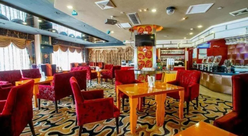 Zhongshan Louis Hotel