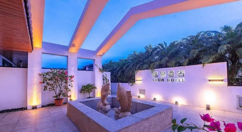 Zhongshan Louis Hotel