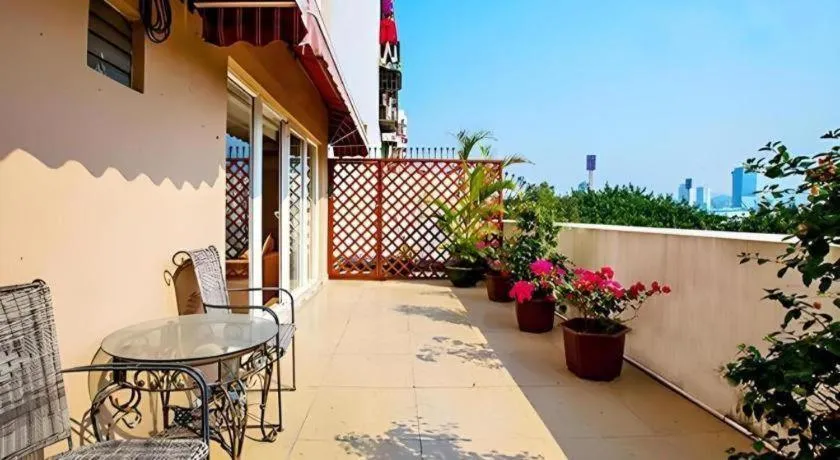 Zhongshan Louis Hotel