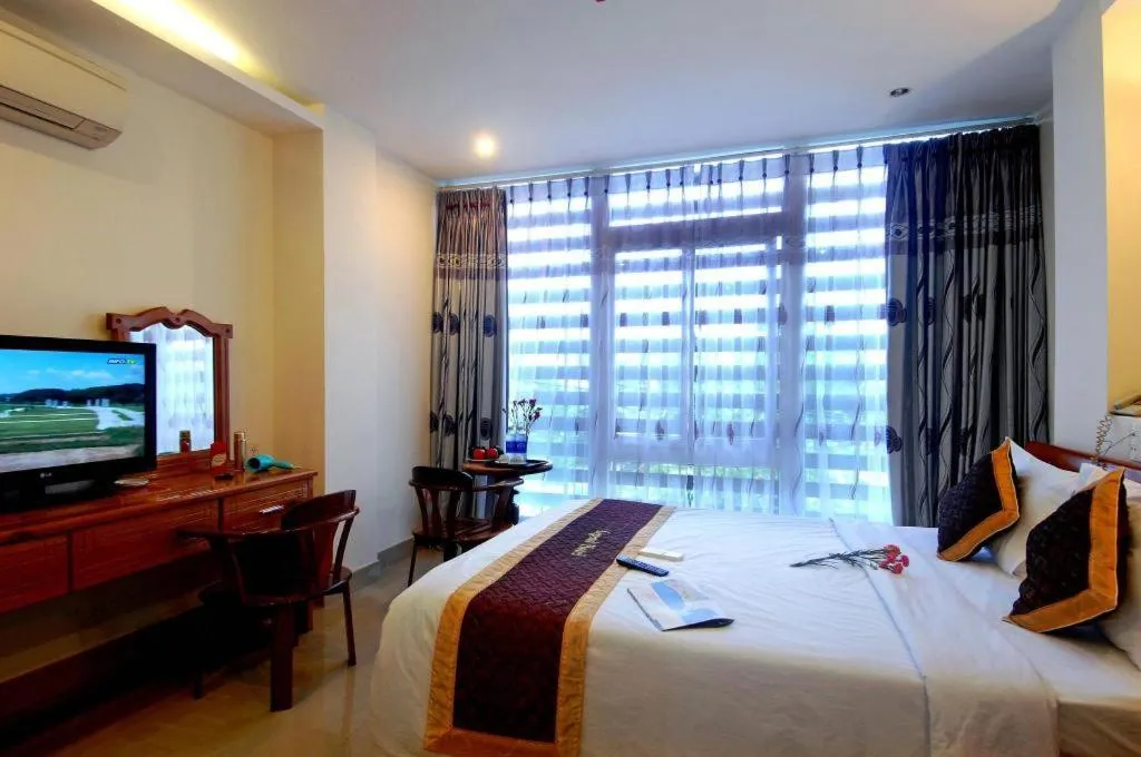 Bed in Legend Hotel Danang