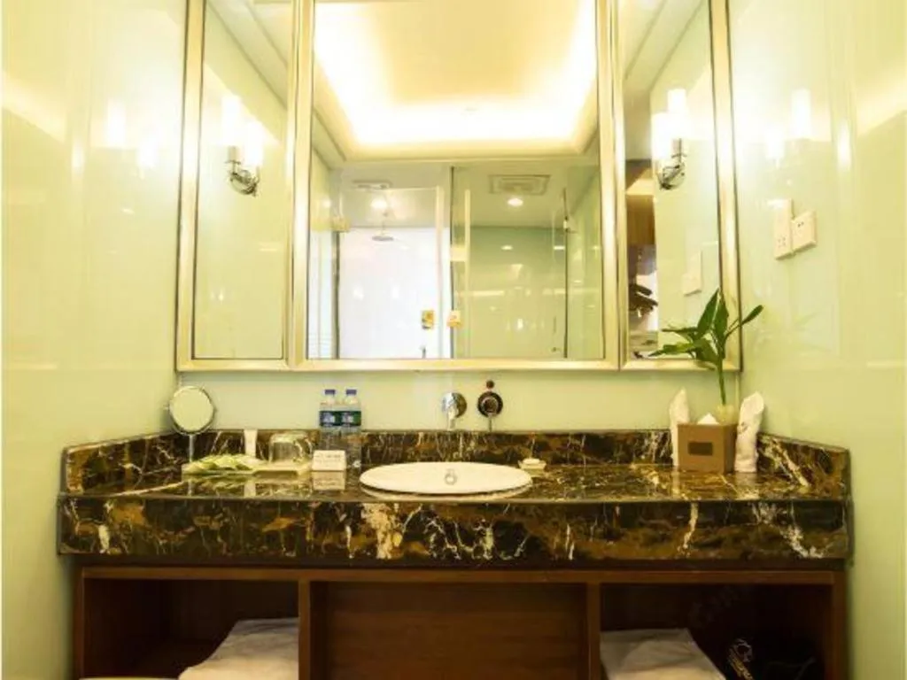 Zhangjiagang Jiangnan Garden Hotel