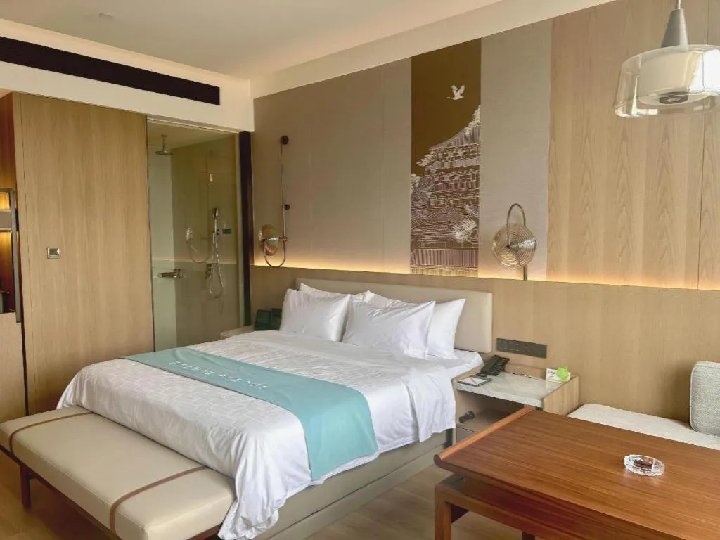 Bed in Zhangjiagang Jiangnan Garden Hotel