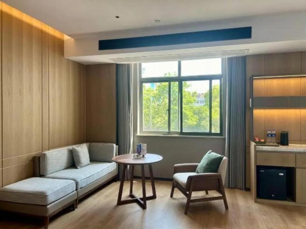 Zhangjiagang Jiangnan Garden Hotel