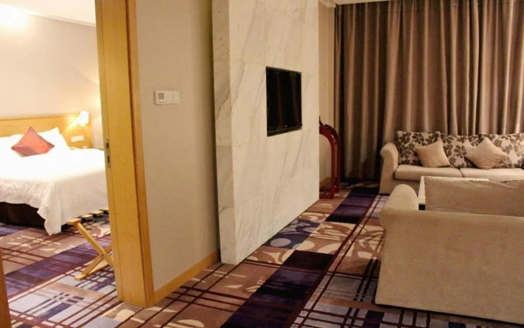 Bed in Zhangjiagang Jiangnan Garden Hotel