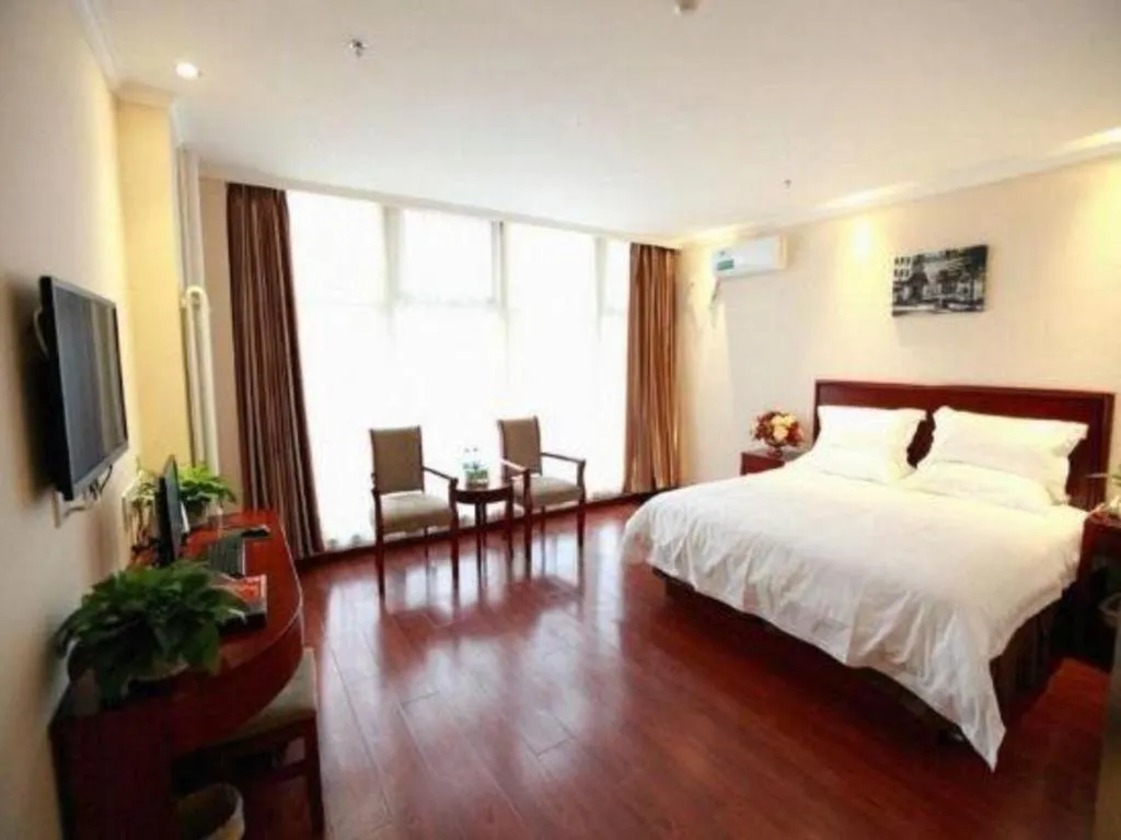 Bed in GreenTree Inn Beijing Miyun Changcheng Huandao Express Hotel