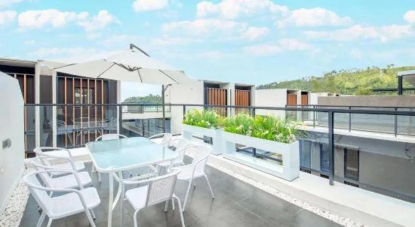 Island Skylight Resort