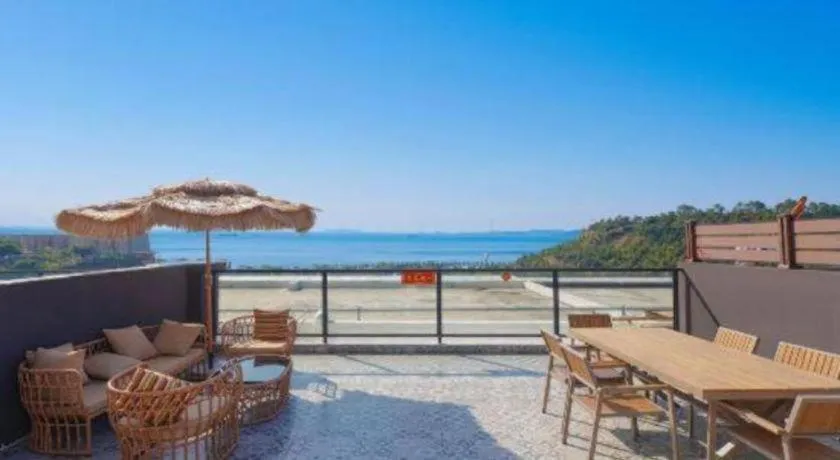 Island Skylight Resort