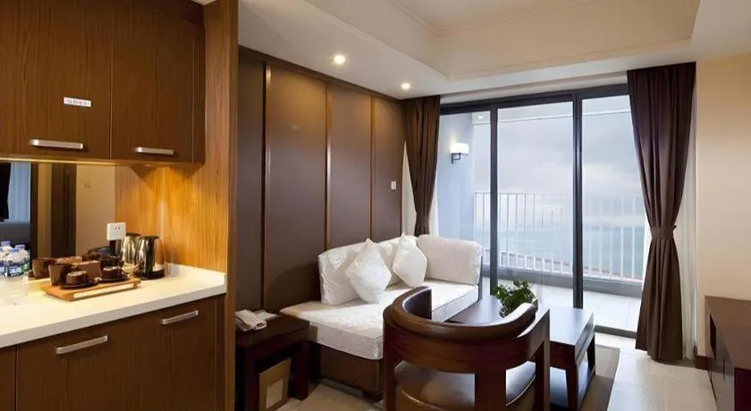 Island Skylight Resort