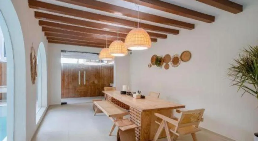 Island Skylight Resort