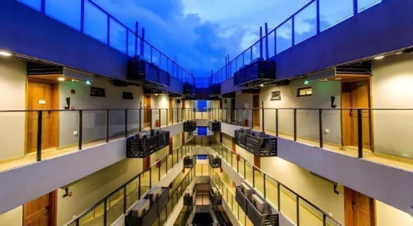 Island Skylight Resort