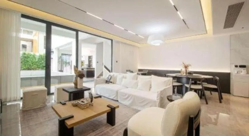 Island Skylight Resort