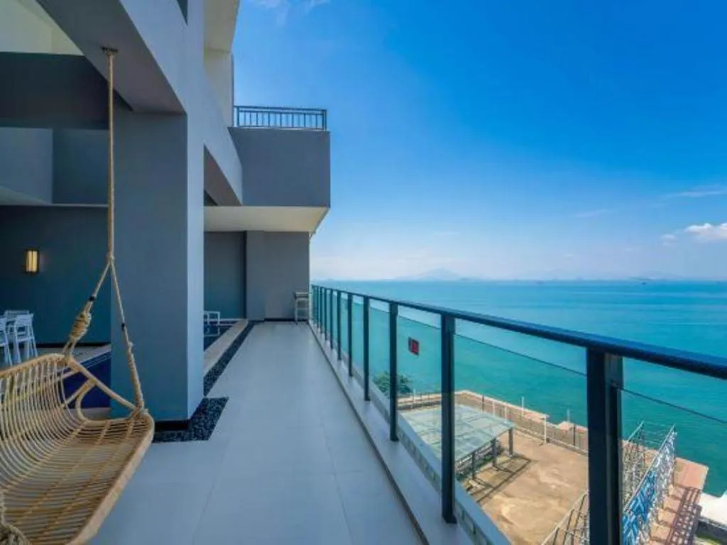 Island Skylight Resort