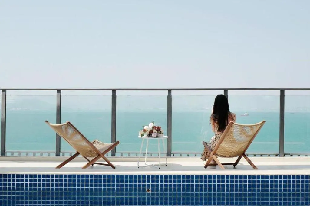 Island Skylight Resort