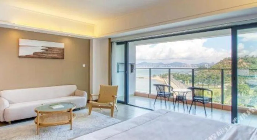 Bed in Island Skylight Resort