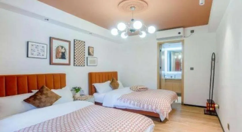 Bed in Island Skylight Resort