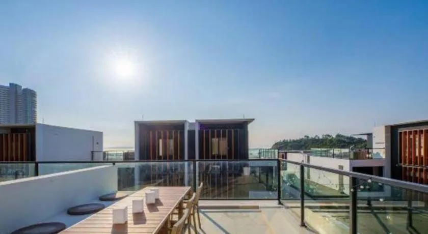 Island Skylight Resort