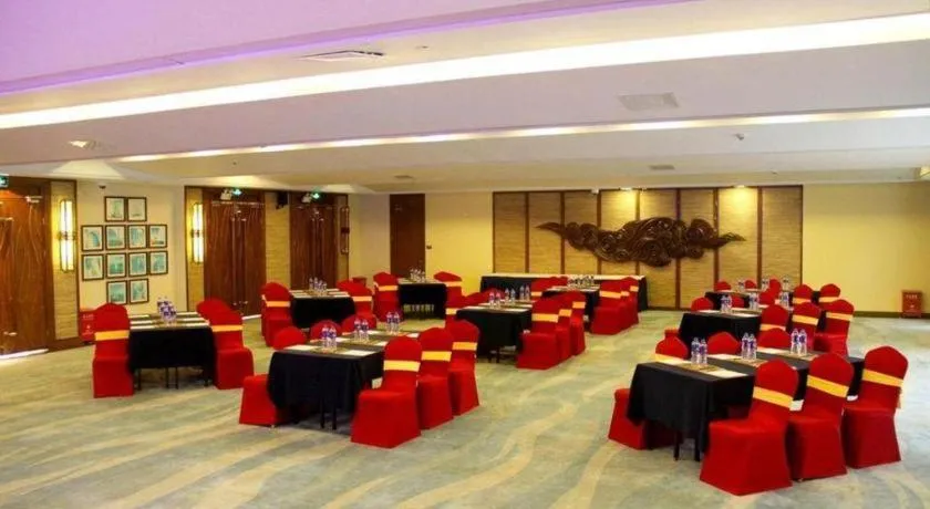 Island Skylight Resort