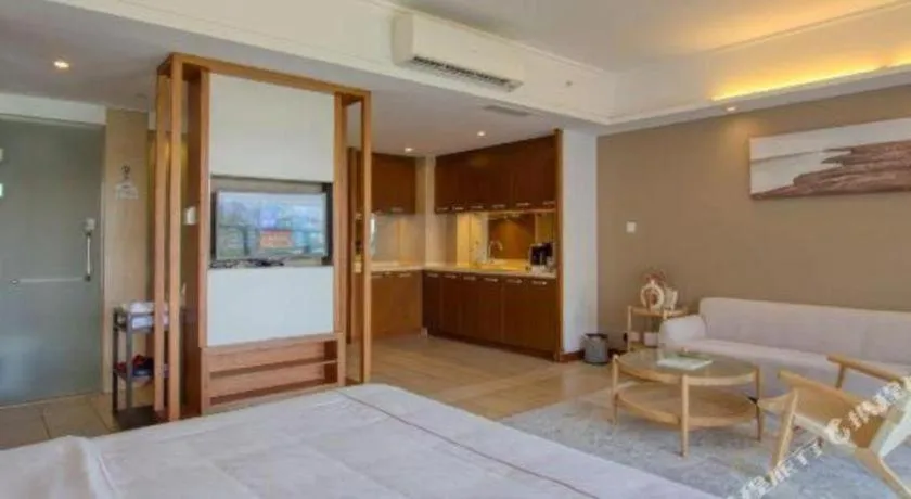 Bed in Island Skylight Resort