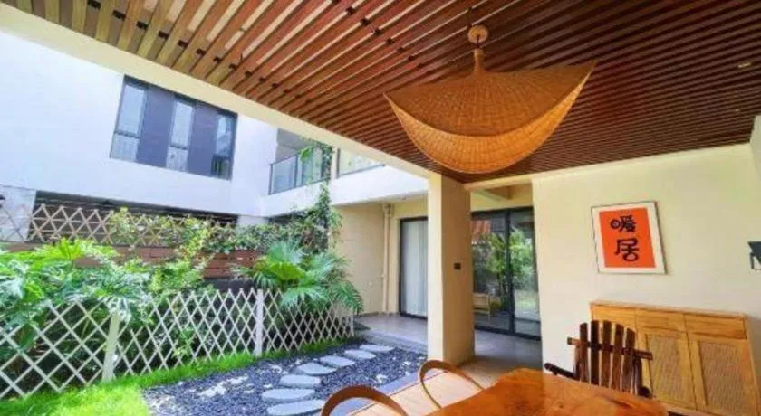 Island Skylight Resort