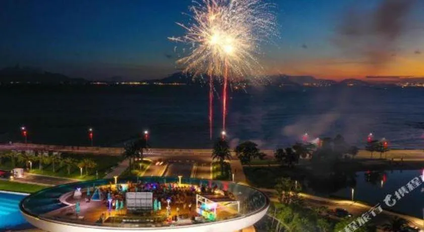 Island Skylight Resort