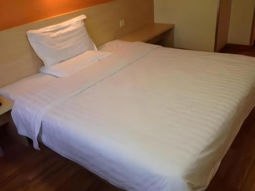 Bed in 7 Days Inn Ningbo Xiangshan Renmin Plaza Branch
