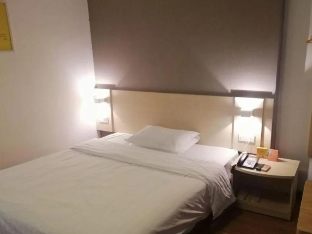 Bed in 7 Days Inn Ningbo Xiangshan Renmin Plaza Branch